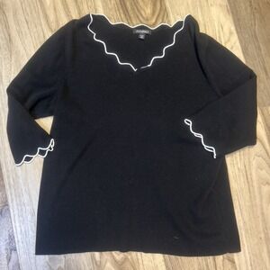 Roz & Ali Lightweight Sweater Women's Large 2XLBlack White Trim ¾ Sleeves V Neck